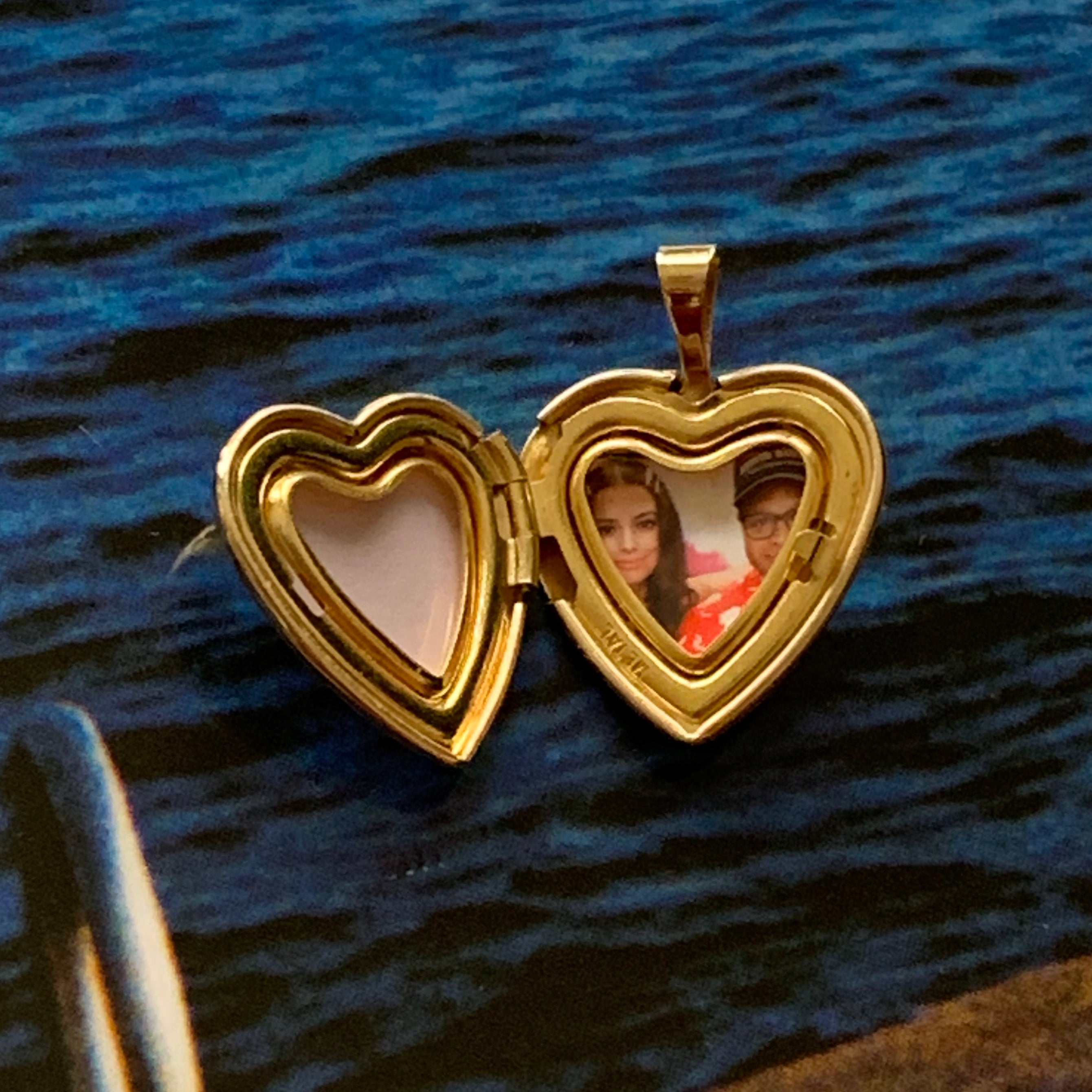 DARLING HEART LOCKET