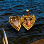 Load image into Gallery viewer, DARLING HEART LOCKET
